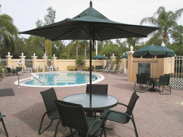 La Quinta by Wyndham Naples Downtown