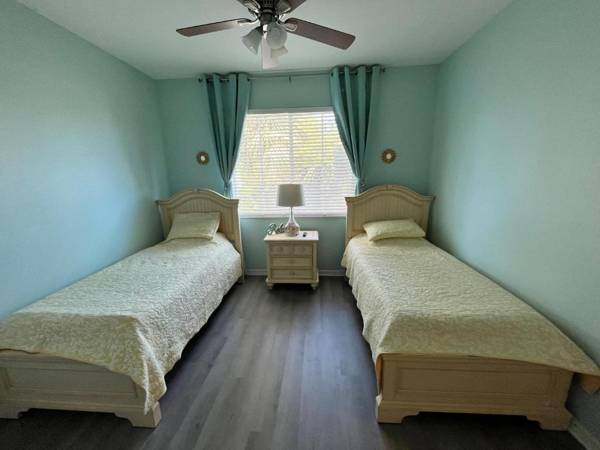 Greenlinks at Lely Resort #923 2 Bedrooms and Den Luxury Condo