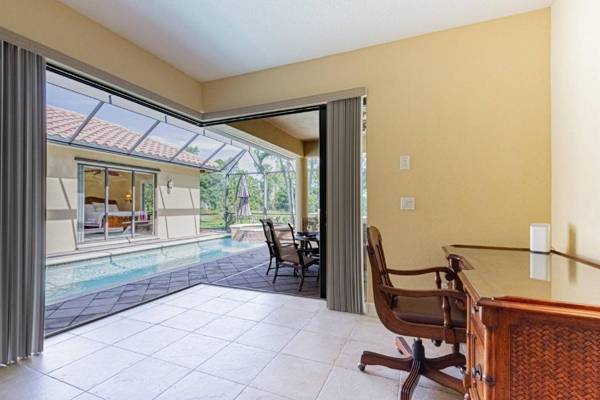 Workspace - Briarwood- 975 Tivoli Ct