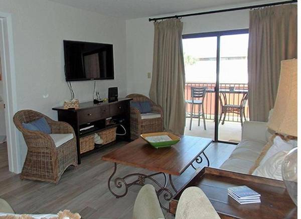 Hacienda del Sol II - 206