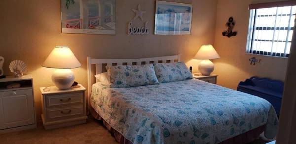 Hacienda del Sol II - 209