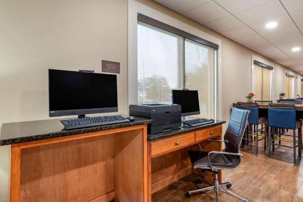 Workspace - Comfort Suites Niceville Near Eglin Air Force Base