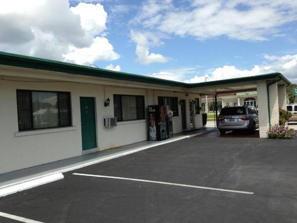 Economy Inn Okeechobee