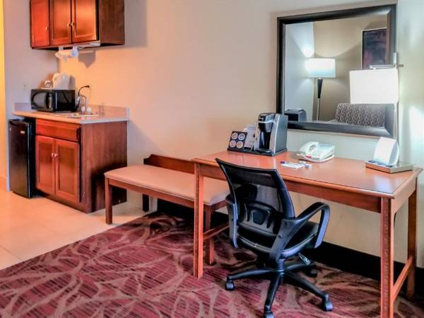 Workspace - Holiday Inn Express Hotel & Suites Orange City - Deltona an IHG Hotel