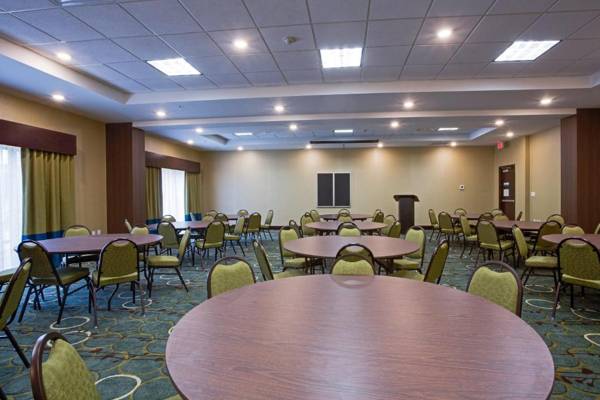 Holiday Inn Express Hotel & Suites Orlando East-UCF Area an IHG Hotel