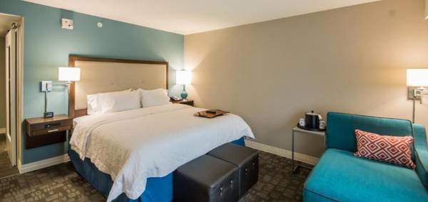 Hampton Inn & Suites Orlando near SeaWorld