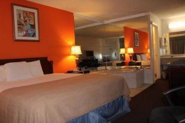 Howard Johnson Enchanted Land