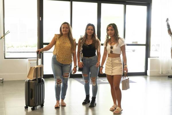 Hotel Room Near Disney 4 People