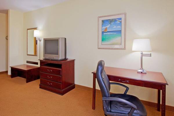Workspace - Holiday Inn Express Hotel & Suites Panama City-Tyndall