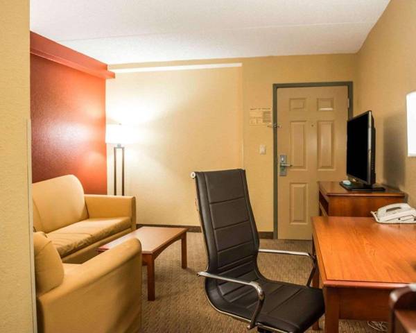 Workspace - Comfort Inn & Suites Panama City - St Andrew