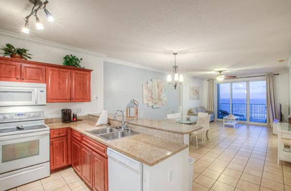 Fantastic Private Complex -Beachfront 2BD Ocean Villa! Gorgeous Amenities