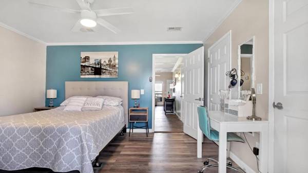 Workspace - Salt Life Loft Granada Cir