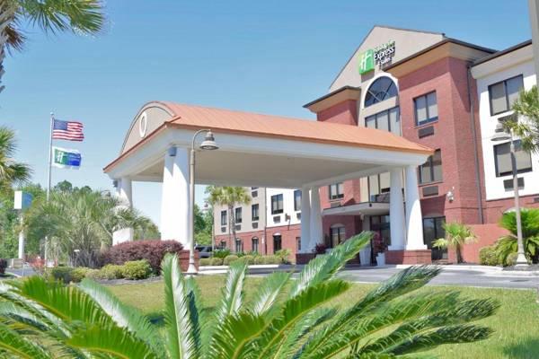 Holiday Inn Express & Suites Pensacola West I-10 an IHG Hotel
