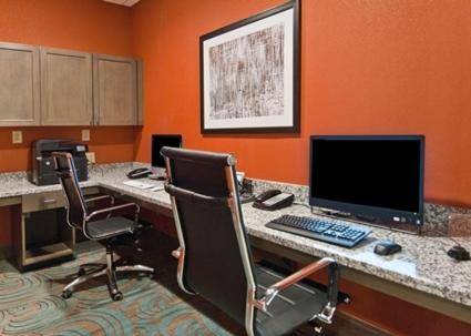 Workspace - Hampton Inn & Suites Pensacola/I-10 Pine Forest Road