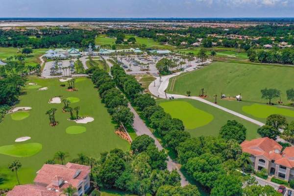 PGA Village 5 Room Golf Resort Villa by American Vacation Living