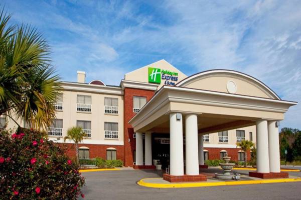 Holiday Inn Express & Suites Quincy I-10 an IHG Hotel