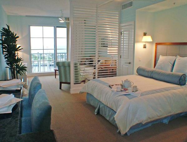 Secluded Caribbean-style Resort Suite on Tampa Bay - One Bedroom #1