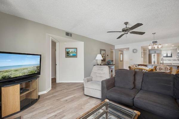 Ocean Village Club E17 2 Bedrooms Heated Pool Sleeps 6 WiFi