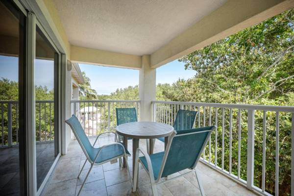 Ocean Reef 305 3 Bedrooms Pool Access Sleeps 6