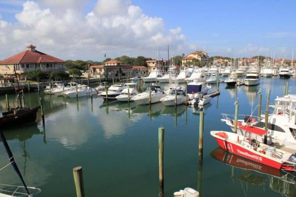 Inn at Camachee Harbor View Suite 28