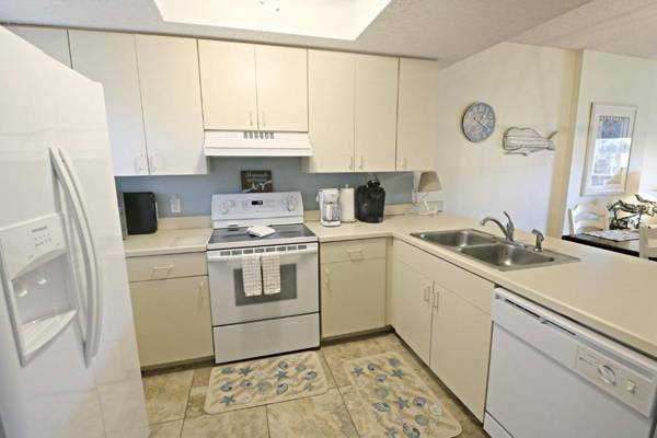 Ocean Village Club Q23