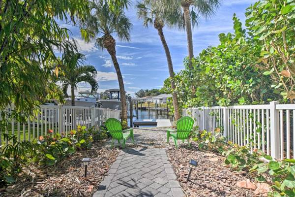 St Petersburg Waterfront House with Gas Grill!