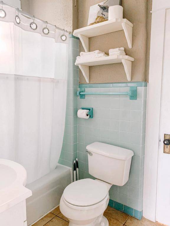 Park Place Inn and Cottages