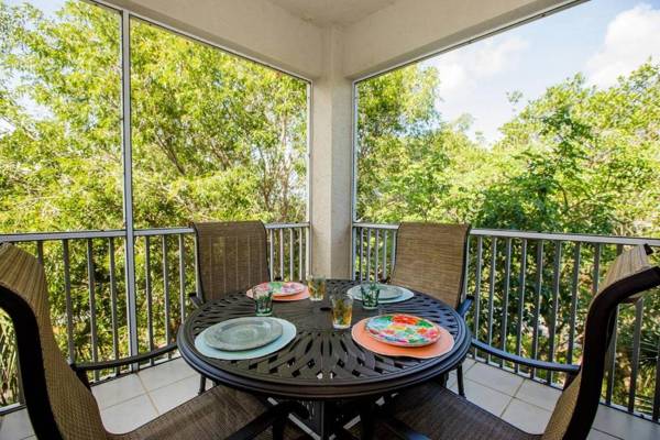 IBIS AT THE SANCTUARY A302