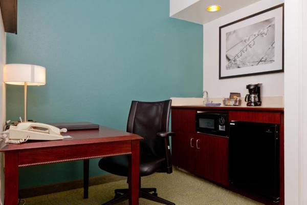 Workspace - SpringHill Suites Sarasota Bradenton