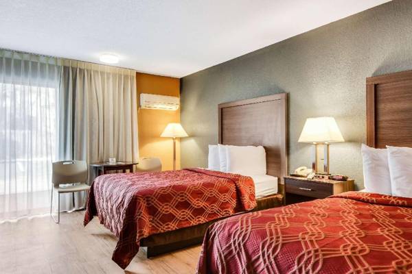 Econo Lodge Busch Gardens Tampa