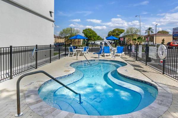 Sleep Inn & Suites Tampa South