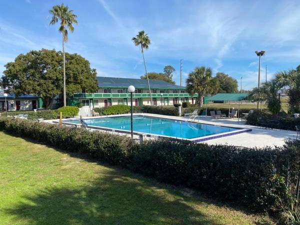 Inn On The Green Florida