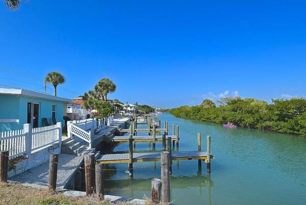 A Beach Retreat on Casey Key