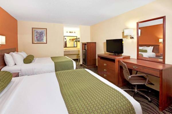 Workspace - Days Inn by Wyndham Acworth