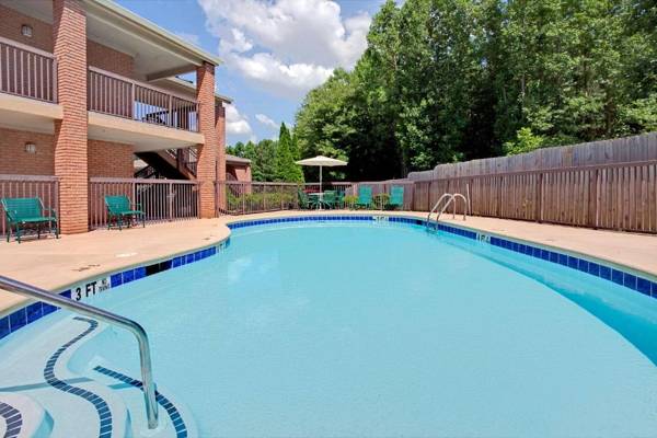 Super 8 by Wyndham Acworth/Atlanta Area