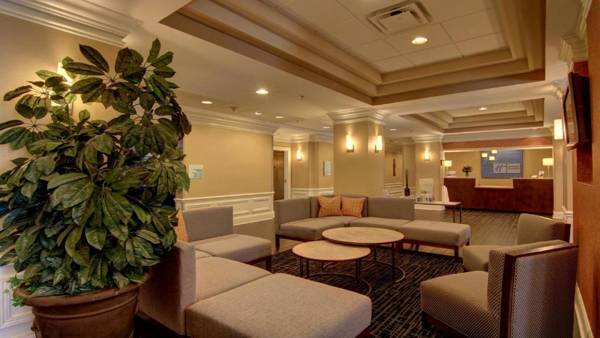 Holiday Inn Express & Suites Alpharetta an IHG Hotel