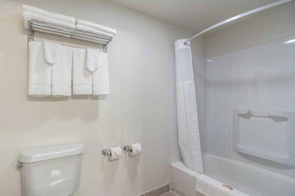 Days Inn by Wyndham Hartsfield Jackson Atlanta Airport West