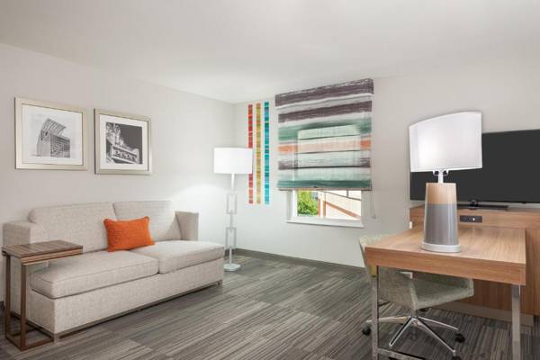 Hampton Inn & Suites Atlanta Buckhead Place