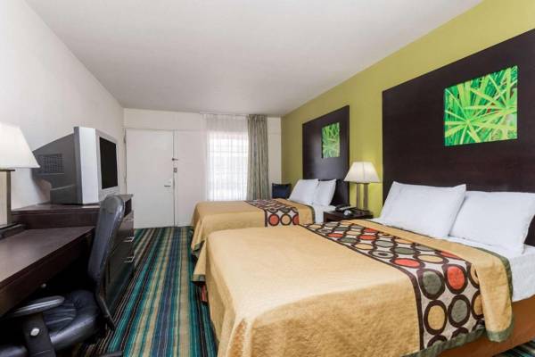 Workspace - Super 8 by Wyndham Augusta