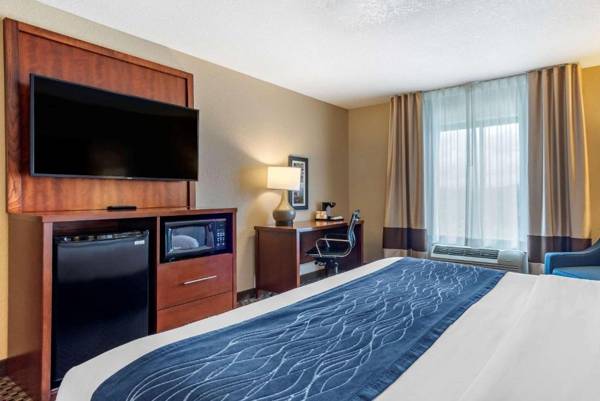 Comfort Inn & Suites Blue Ridge