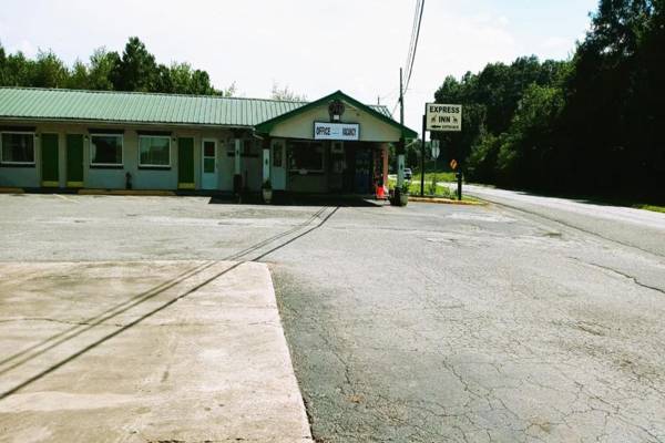 OYO Hotel Calhoun GA I-75