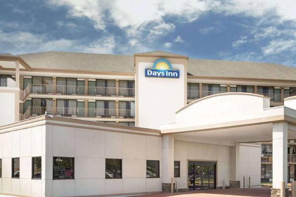 Days Inn by Wyndham Columbus-North Fort Benning