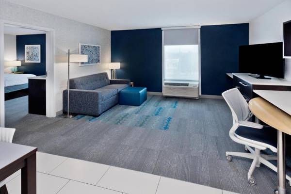 Workspace - Home2 Suites by Hilton Columbus