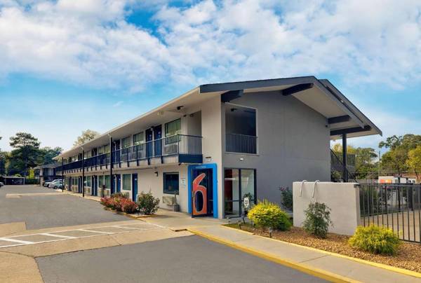 Motel 6-Columbus GA