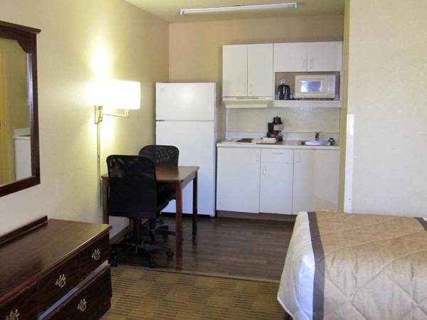 Workspace - Extended Stay America Suites - Columbus - Airport