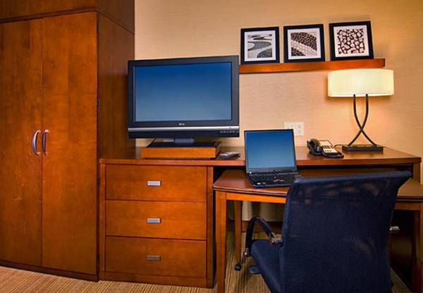 Courtyard by Marriott Atlanta Conyers