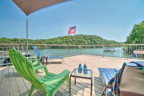 Lake Lanier Getaway with Grill and Pool Table!