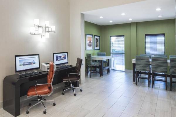 Workspace - Holiday Inn Express & Suites Atlanta NE- Duluth an IHG Hotel