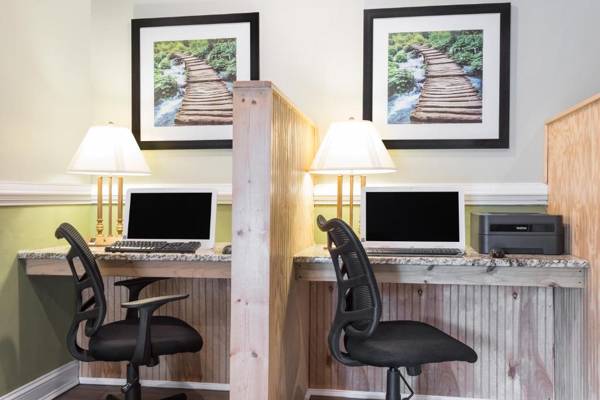 Workspace - Baymont by Wyndham Helen