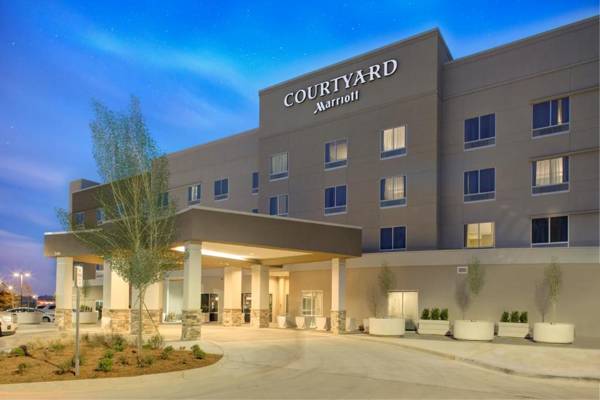 Courtyard by Marriott Atlanta Kennesaw